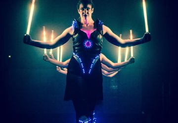 Pyroterra_Lightshow_světelná_show_lumination_light_led_show