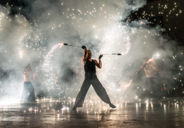 Fireshow_ohnivá_show_Pyroterra_rock_fire