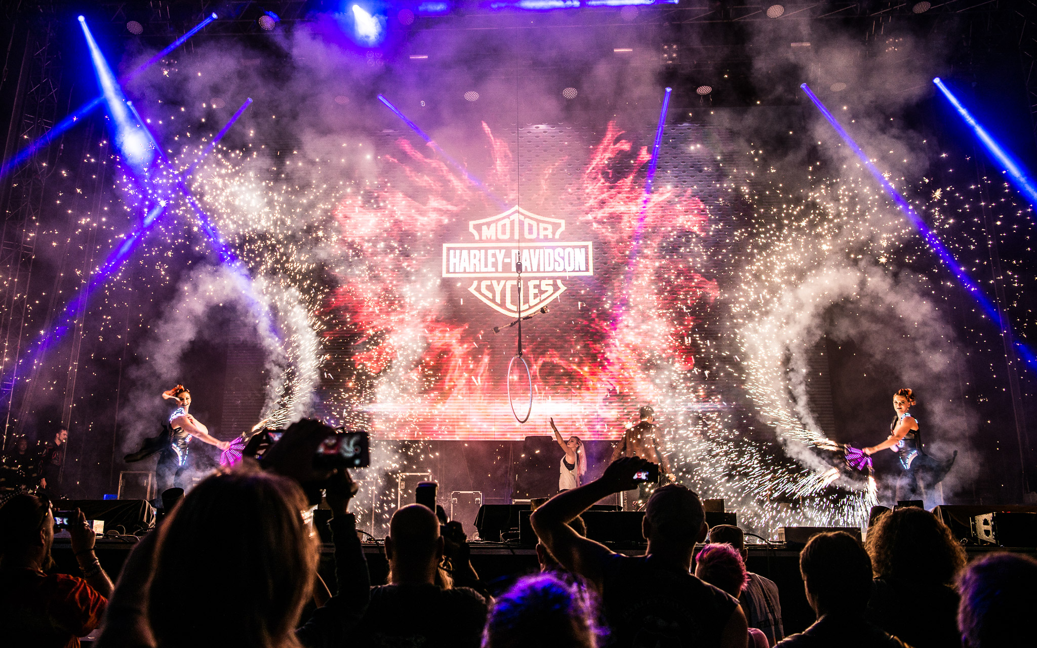 'Pyro-show-Harley_Davidson_Openning_Ceremony_mega_show'