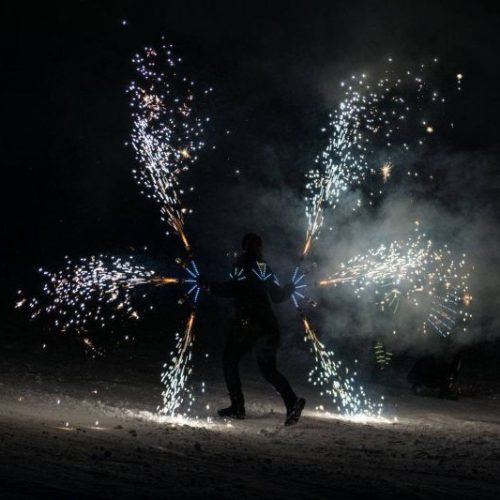 pyroterra ski show austria